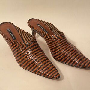 Jean Pierre Pointed-Toe Woven Mules Striped Pattern in Orange & Black 8 Mexico
